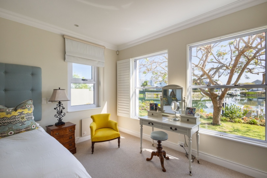 5 Bedroom Property for Sale in Thesen Islands Western Cape